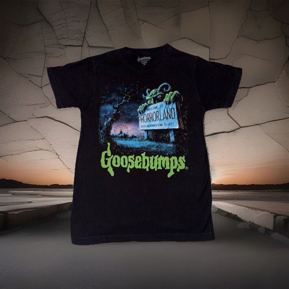 Goosebumps Welcome to Horrorland Graphic Design T-shirt Small